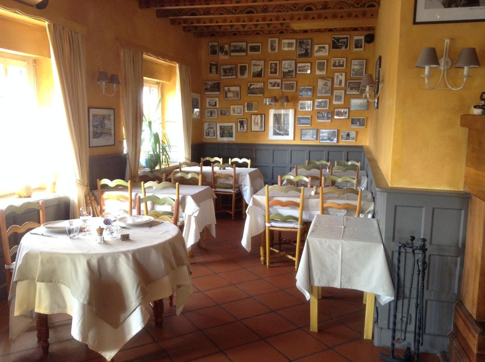 Auberge Des Chasseurs Échenevex Buitenkant foto