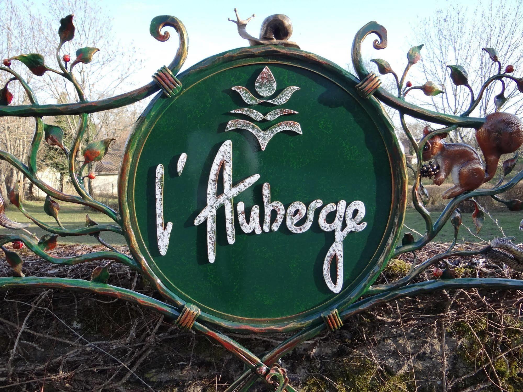 Auberge Des Chasseurs Échenevex Buitenkant foto